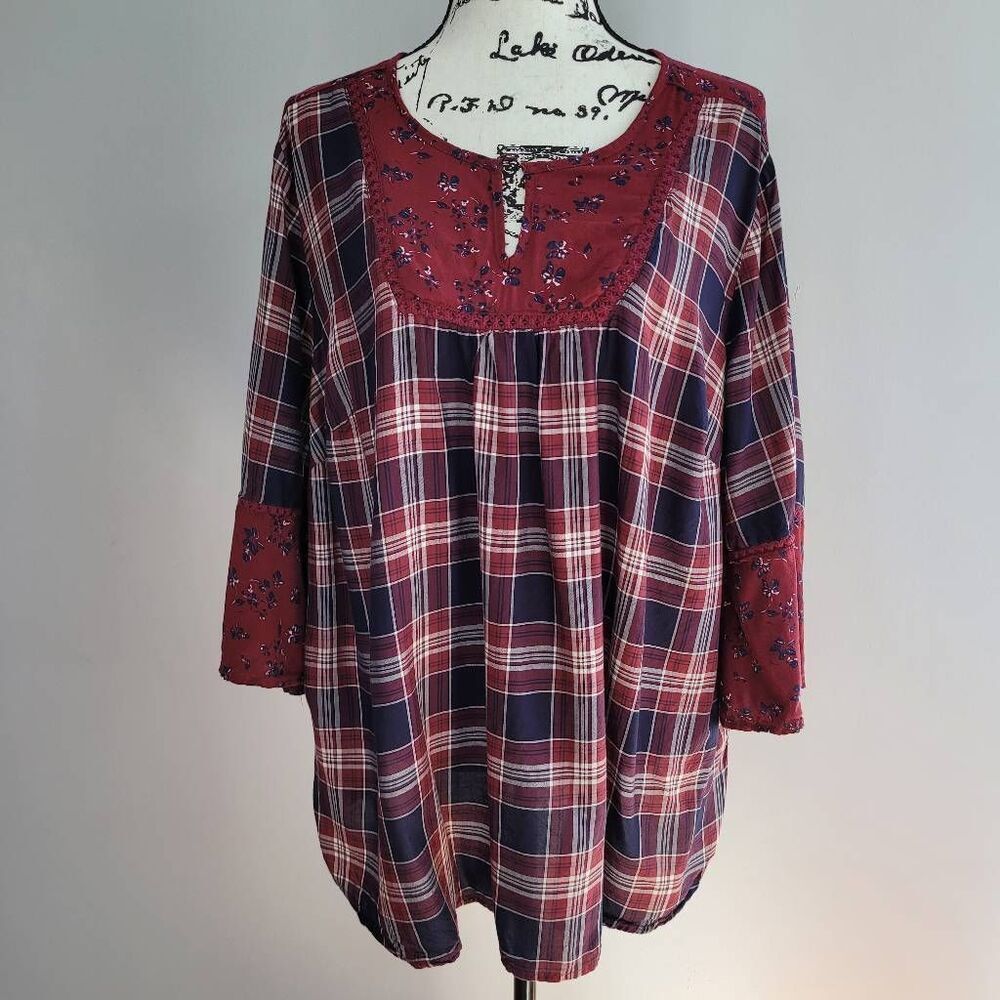 Catherines 1X red plaid floral patchwork peasant blouse flared sleeve country co